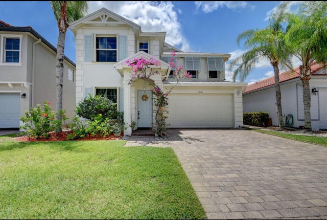 8726 Tally Ho Lane, West Palm Beach