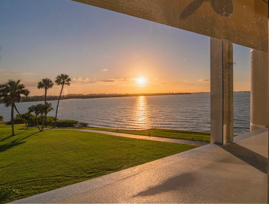 3432 Ne Causeway Boulevard #4-303, Jensen Beach