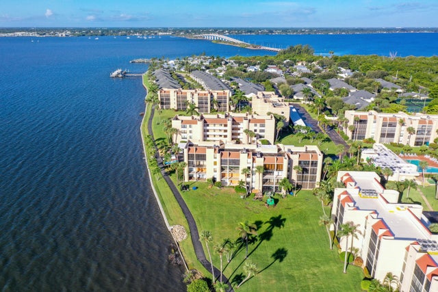 5 of 35 - 3432 Ne Causeway Boulevard #4-303, Jensen Beach, FL