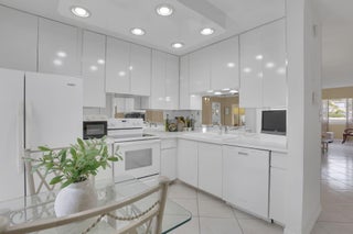 Photo of Listing #RX-11136461