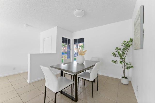 5 of 30 - 3254 Turtle Cove, West Palm Beach, FL