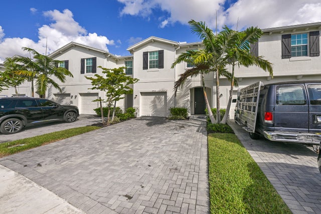 2 of 36 - 6933 Harbours Edge Avenue, Lake Worth, FL