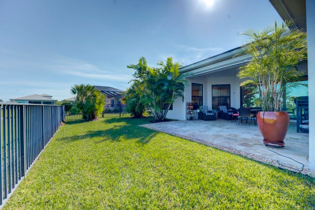 5 of 34 - 15623 Cresswind Place, Westlake, FL