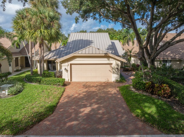 422 River Edge Road, Jupiter