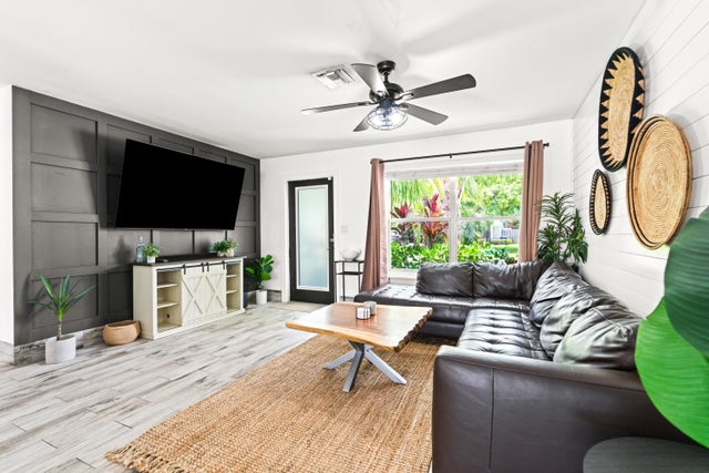 4 of 23 - 19165 Se Homewood Avenue, Tequesta, FL