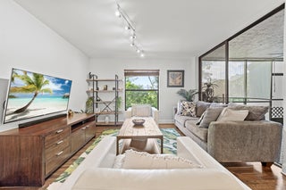 Photo of Listing #RX-11136744