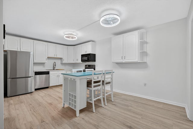 4 of 55 - 1213 12th Terrace, Palm Beach Gardens, FL