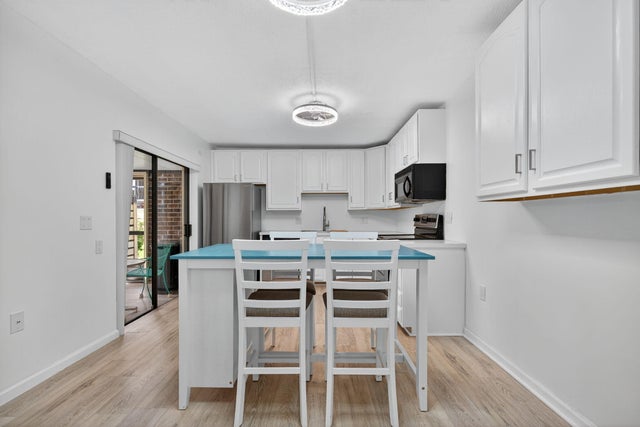 5 of 55 - 1213 12th Terrace, Palm Beach Gardens, FL