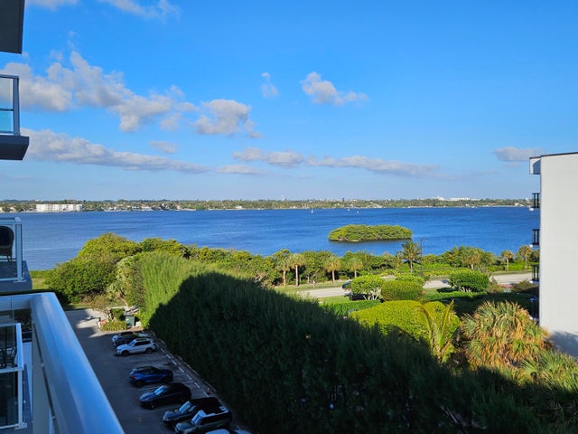 2 of 31 - 3450 S Ocean Boulevard #602, Palm Beach, FL