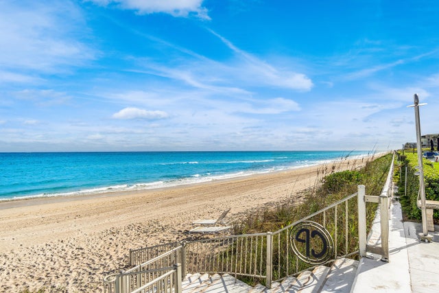 4 of 13 - 3140 S Ocean Boulevard #303 S, Palm Beach, FL