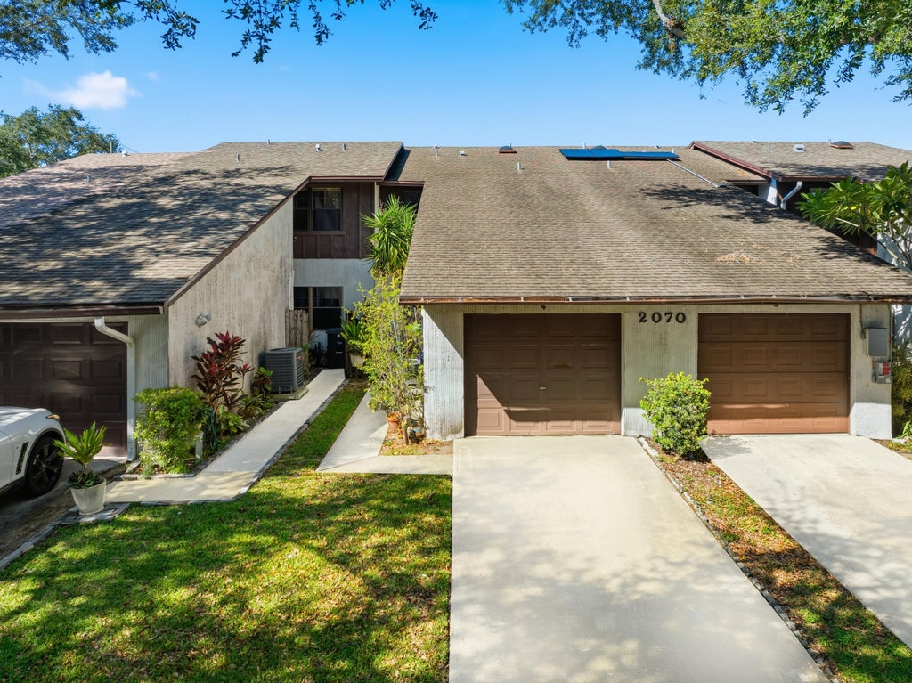 2070 Colonial Rd #d4, Fort Pierce