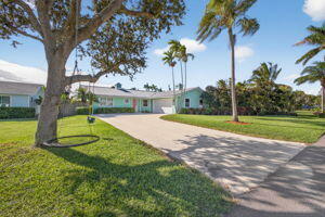 8064 Se Carlton Street, Hobe Sound