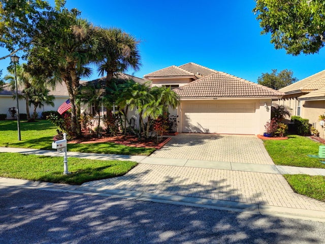 9089 Bay Harbour Circle, West Palm Beach