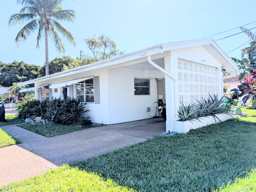 2700 Nw 52nd Street, Tamarac