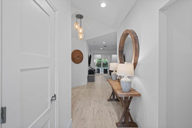 4 of 28 - 106 Toteka Circle, Jupiter, FL