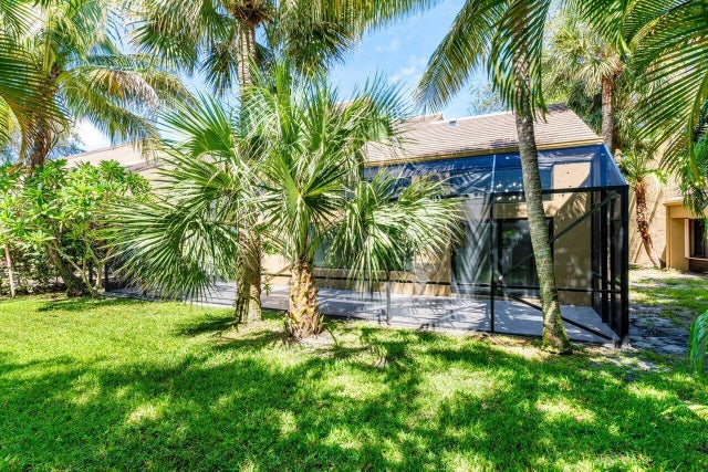 5 of 40 - 755 Saint Albans Drive, Boca Raton, FL