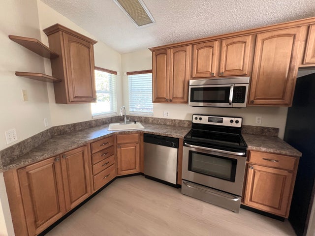 4 of 25 - 1206 Pine Sage Circle, West Palm Beach, FL