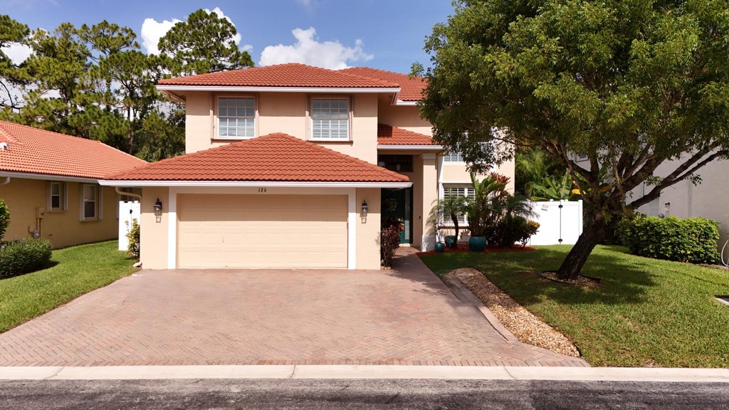 126 Hidden Hollow Dr, Palm Beach Gardens