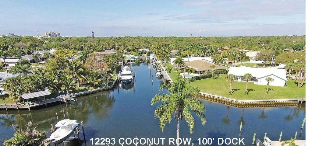 012293 Coconut Row, Palm Beach Gardens