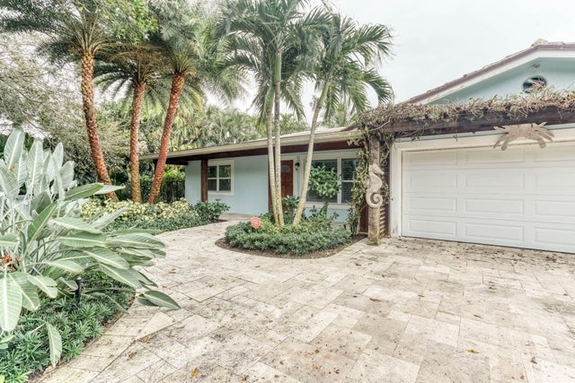 2 of 34 - 012293 Coconut Row, Palm Beach Gardens, FL
