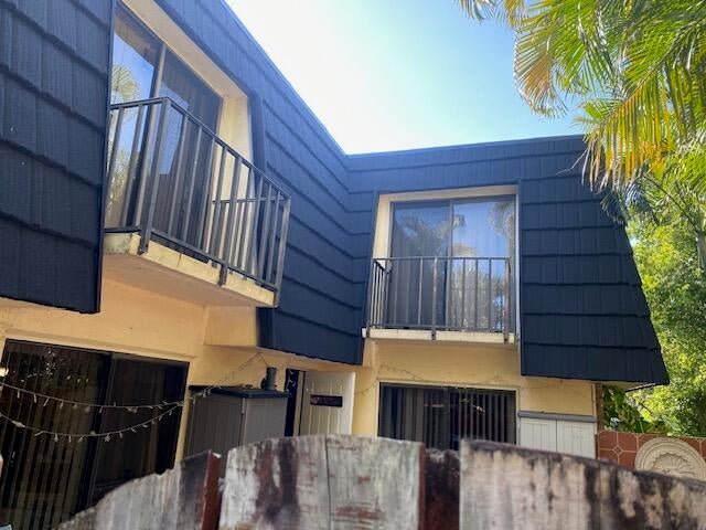 127 Woodland Rd, Palm Springs