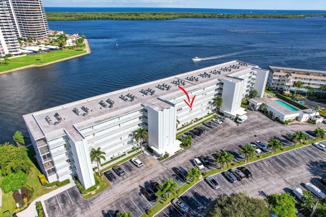 36 Yacht Drive #307, North Palm Beach