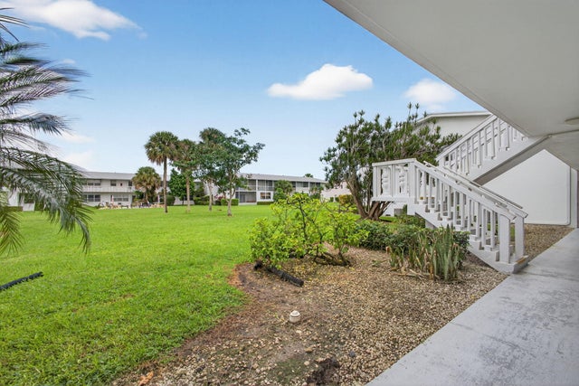 3 of 29 - 150 Coventry G, West Palm Beach, FL
