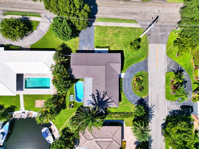 2 of 59 - 3821 Ne 29th Avenue, Lighthouse Point, FL