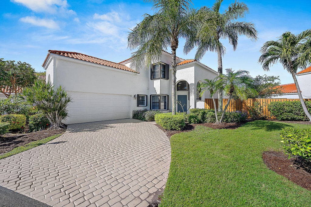 2596 La Cristal Cir, Palm Beach Gardens