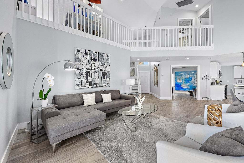 2596 La Cristal Cir, Palm Beach Gardens