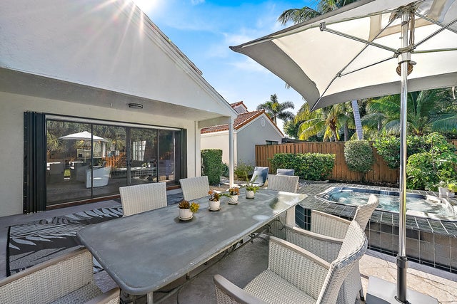 4 of 39 - 2596 La Cristal Circle, Palm Beach Gardens, FL