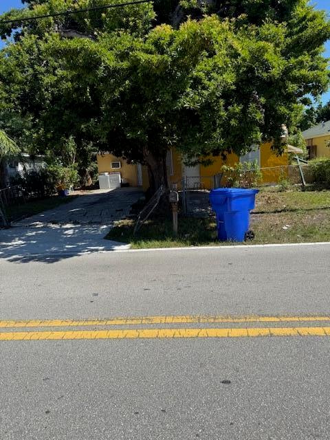 7890 Overlook Rd, Lake Worth