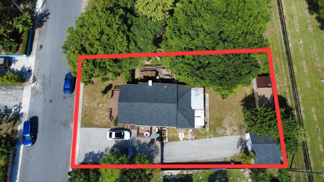 2 of 15 - 710 S Pine Street, Lake Worth Beach, FL