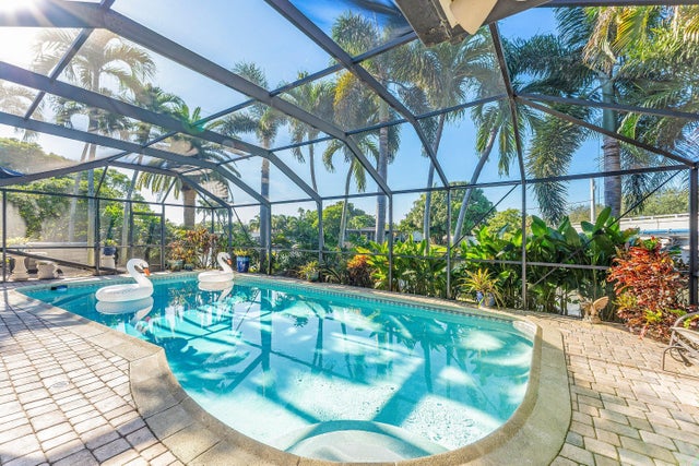 4 of 73 - 2074 Nw 38th Street, Oakland Park, FL