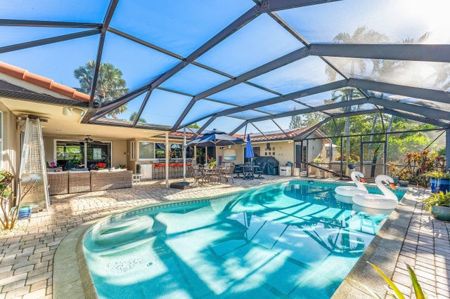 5 of 73 - 2074 Nw 38th Street, Oakland Park, FL