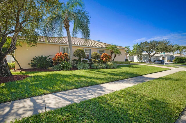 3 of 37 - 10778 Grant Way, Boynton Beach, FL
