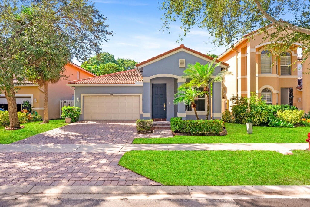 5049 Sancerre Cir, Lake Worth