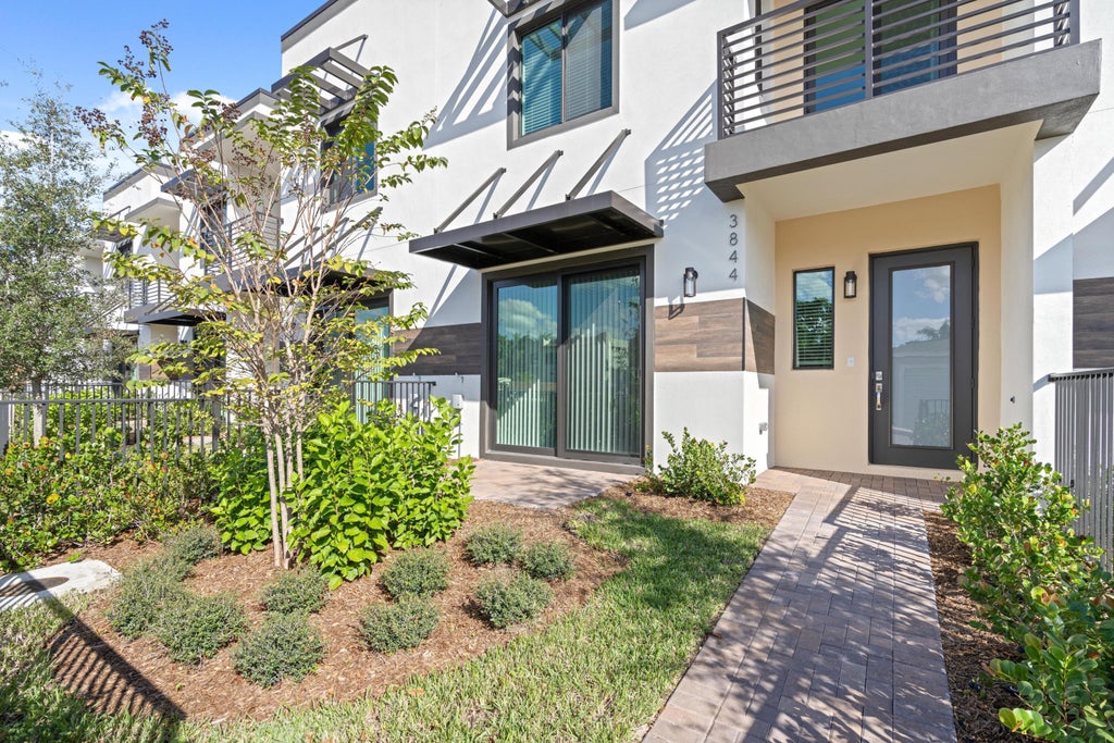 3748 Lambert Avenue, West Palm Beach