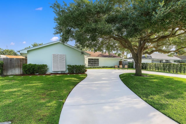 3 of 40 - 4193 Hyacinth Circle N, Palm Beach Gardens, FL