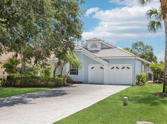 12921 Oak Knoll Drive, Palm Beach Gardens