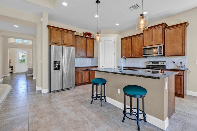 3 of 62 - 4639 Pumello Drive, Westlake, FL