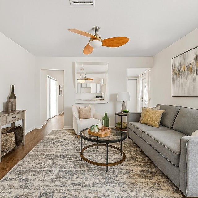 4 of 36 - 6560 Hayes Street, Hollywood, FL