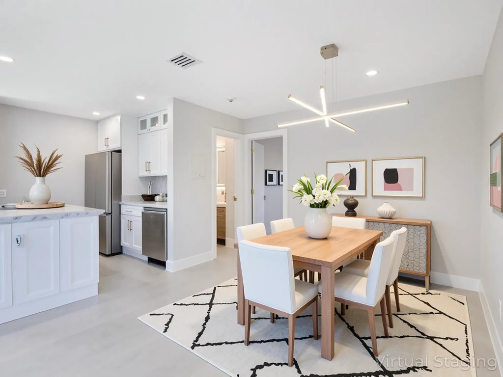 7 Crossings Cir #h, Boynton Beach