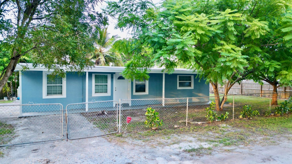 3927 Allison Ct, Lake Worth