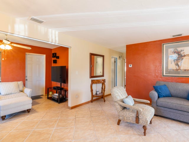 5 of 19 - 6731 Roosevelt Street, Hollywood, FL