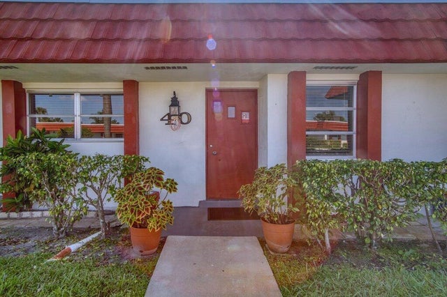 Photo of 5800 Fernley Dr W #40, West Palm Beach FL