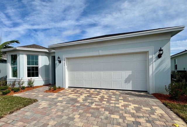 Photo of Listing #RX-11137931