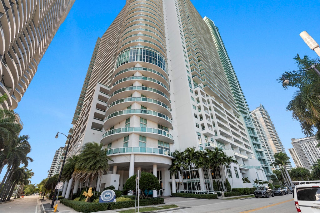 1800 N Bayshore Dr #3802, Miami