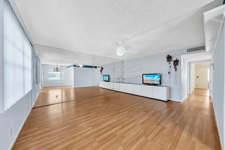 Photo of Listing #RX-11137967