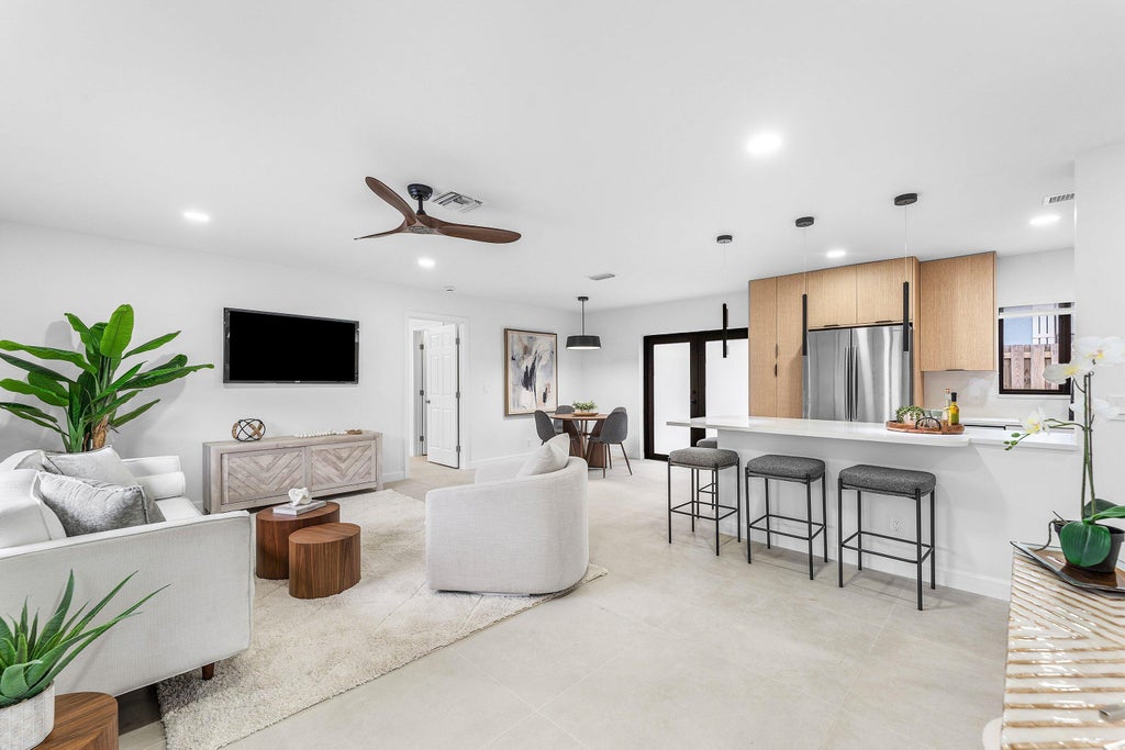 608 Se 2nd Av, Delray Beach